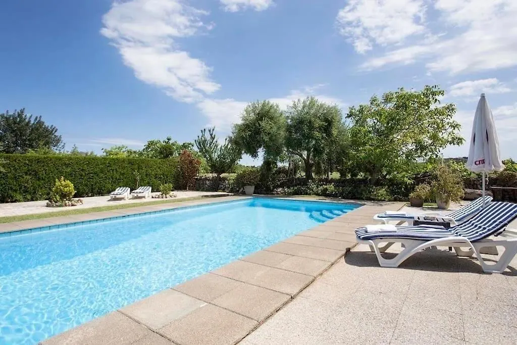 Traditional Majorcan Villa By Renthousing Pollenca