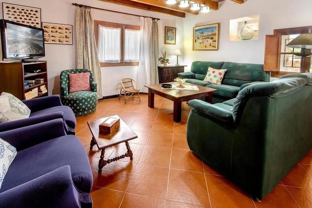 Traditional Majorcan Villa By Renthousing Pollenca 0*,